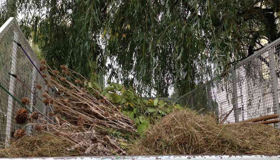 AIDEN - Nettoyage jardin Sauvegarde - camion vegetaux